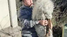 Oliviero Montini con la sua zampogna