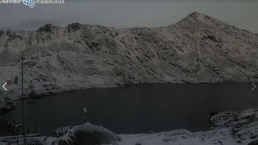 La neve al lago della Vacca - Foto Facebook @ Associazione Meteopassione