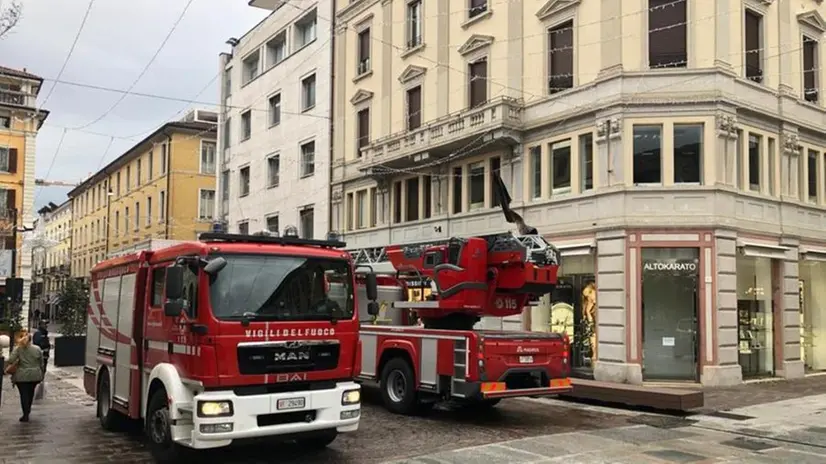 Gli effetti del vento in centro città