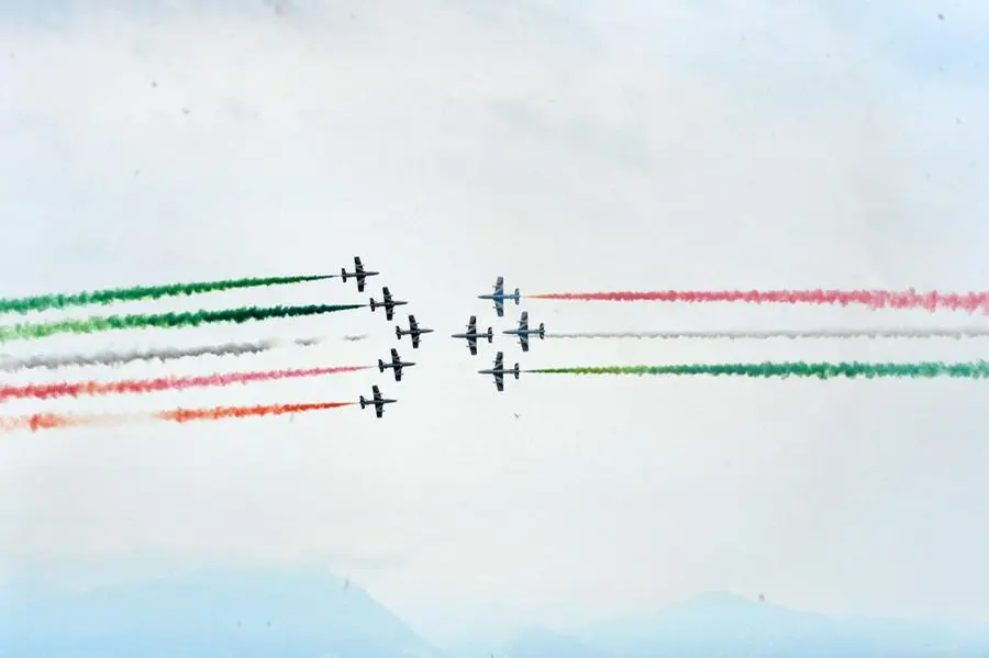Le Frecce Tricolori nel cielo di Desenzano