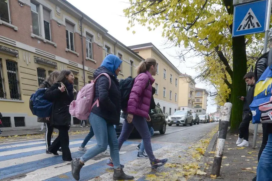 Nuovi parcheggi in via Monte Suello Qualcosa non va