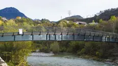 Il ponte lungo la ciclovia dell'Oglio