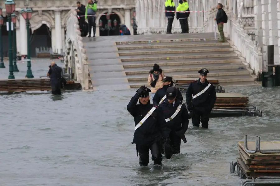 Venezia aspetta un altro picco di acqua alta