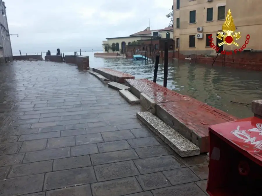 Acqua alta a Venezia, la città in ginocchio