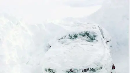Tonale sommerso dalla neve, alcune foto tratte dai social