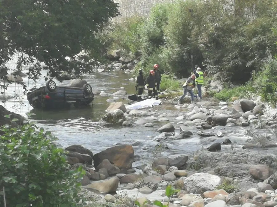 L'auto nella quale sono morti Pierangelo Meda e Vittorina Fabbrini - © www.giornaledibrescia.it