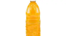 Bottiglia di aranciata - © www.giornaledibrescia.it