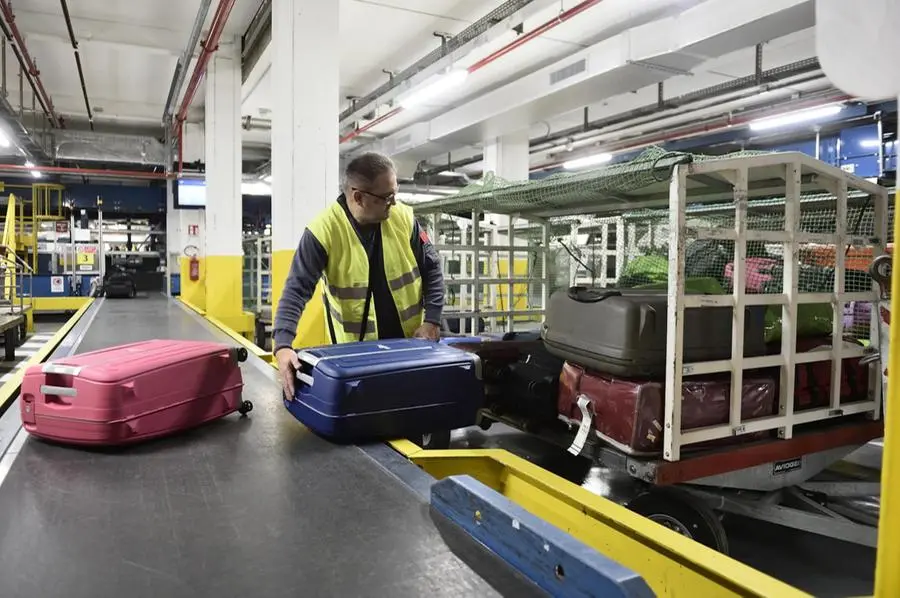 Linate, i nuovi scanner per il controllo dei bagagli