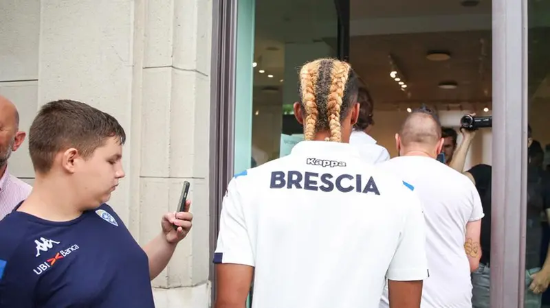 Florian Ayè alla presentazione ufficiale