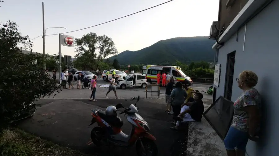 Villa Carcina, tragico schianto auto-moto: muore un 25enne