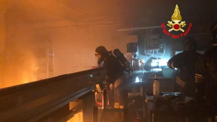 L'incendio alla Ltl di Ome