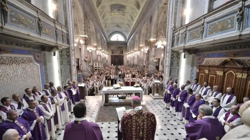 Il funerale di don Ettore Piceni