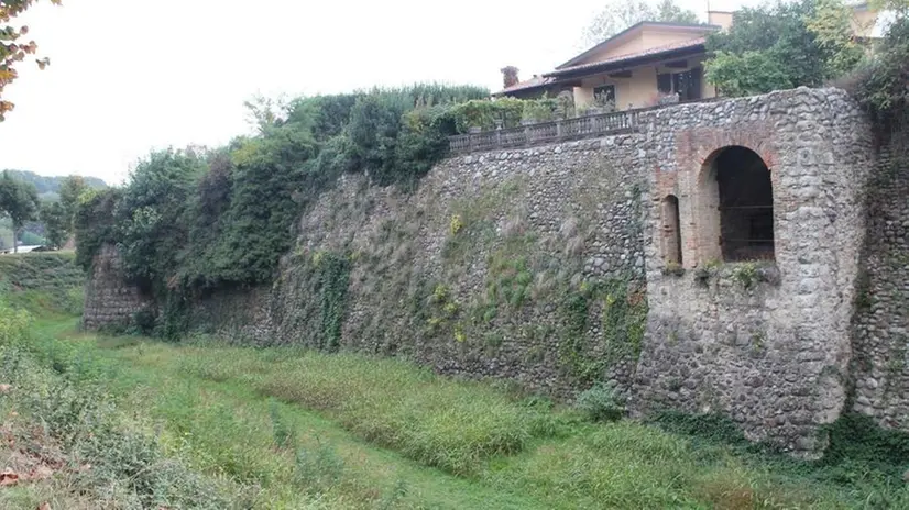 Il punto sulle mura venete nel quale dovrebbe essere innestato il ponte © www.giornaledibrescia.it