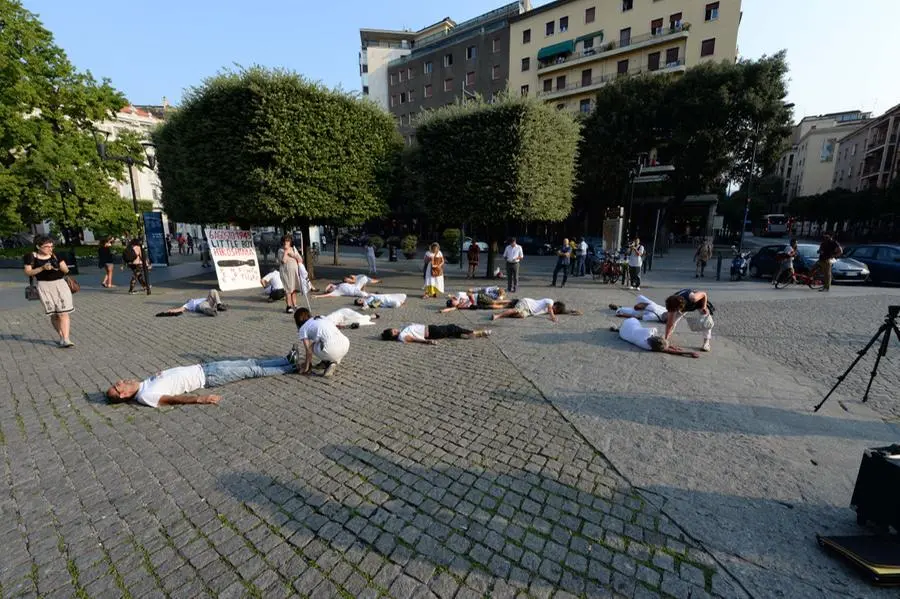 Il flash mob per ricordare Hiroshima