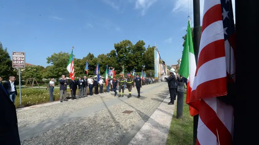 CERIMONIA AL PARCO TORRI GEMELLE