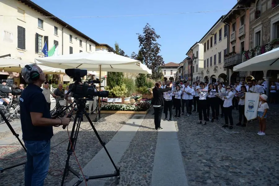 In piazza con noi a Orzinuovi