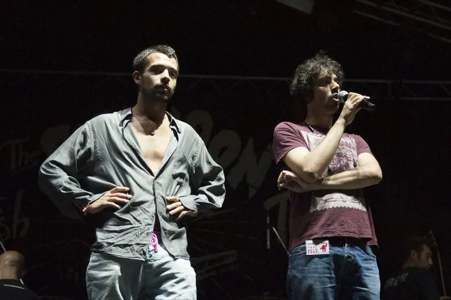 Punk sul palco alla Festa di Radio Onda d'Urto: Derozer e Shandon