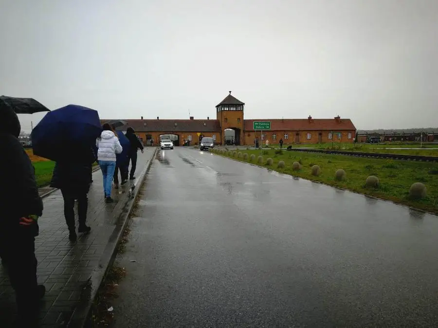 Gli studenti bresciani visitano Auschwitz/3