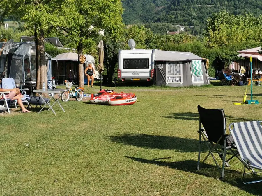 Le immagini del camping Eden dove alloggia la famiglia del 30enne