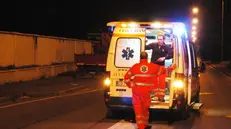 Un'ambulanza durante un intervento - © www.giornaledibrescia.it
