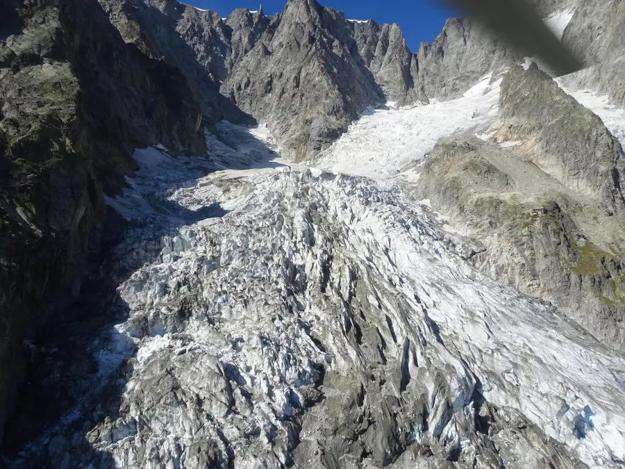 Monte Bianco, l'area del ghiacciaio che rischia il collasso