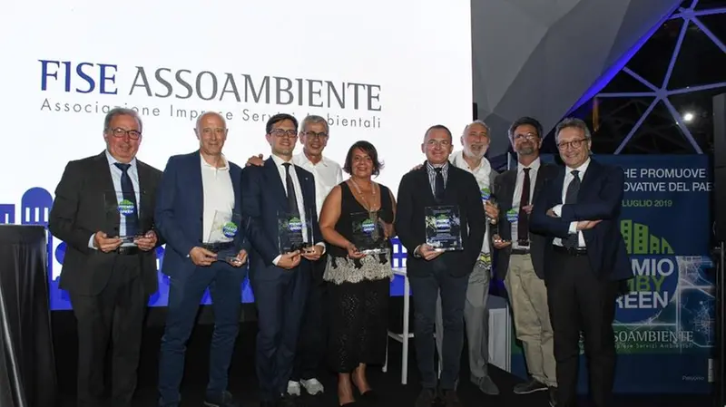 La cerimonia di premiazione del Pimby 2019 - Foto tratta dal sito www.assoambiente.org