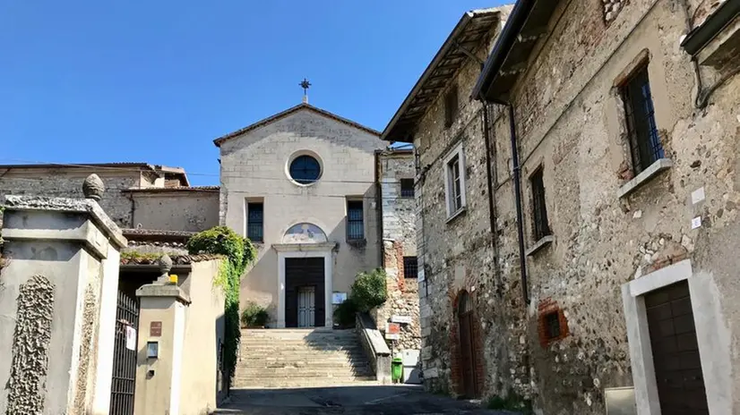 Il tempio. La chiesa tanto cara al sodalizio che compie 30 anni