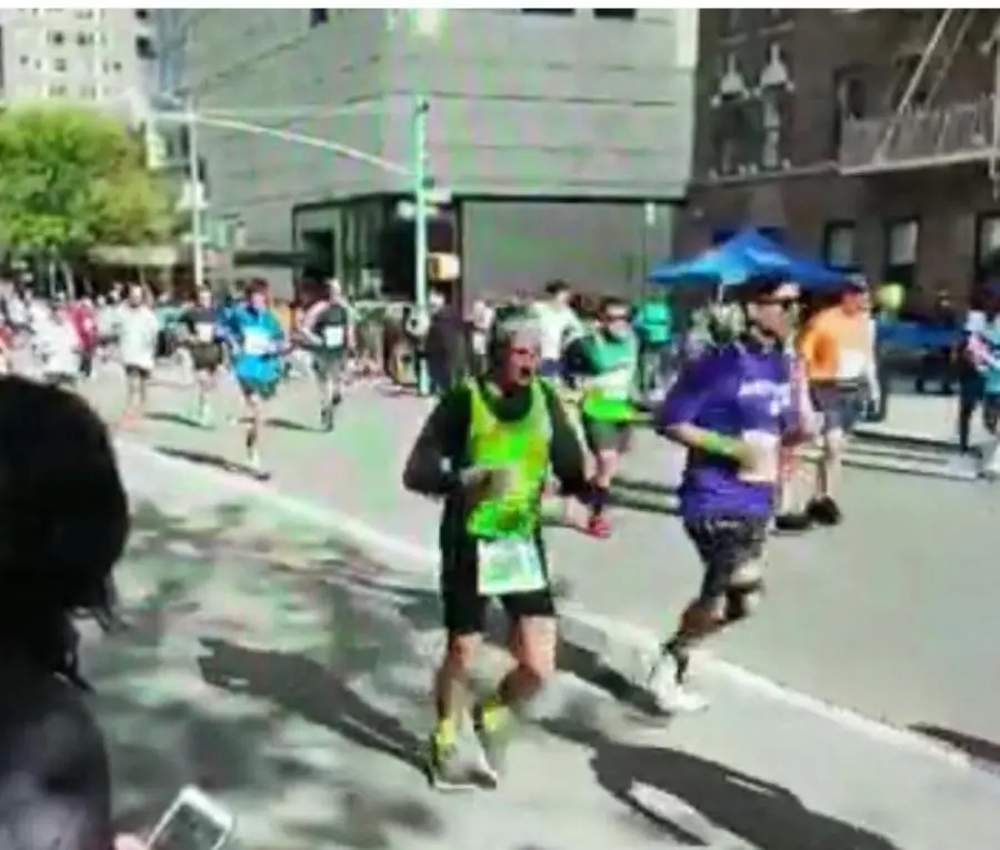 Le foto dei bresciani alla maratona di New York