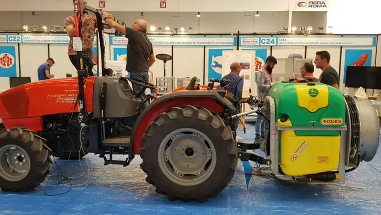 Il trattore sensorizzato proposto al Maker Faire dal Crea - Foto tratta dalla pagina Facebook del Crea