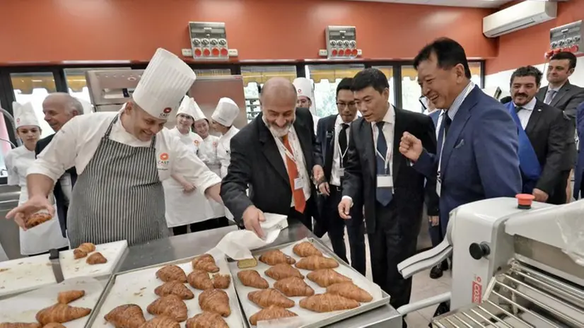 Delegazione cinese in Cast Alimenti