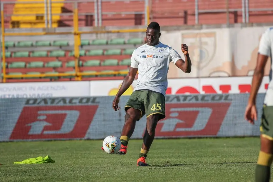 Mario Balotelli in campo con la maglia del Brescia