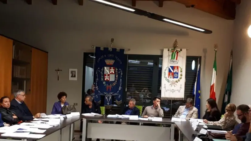 Aria tesa nel municipio di Corte Franca