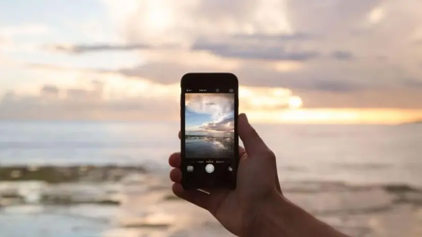 Sono numerose le buone ragioni per spegnere il telefono in vacanza