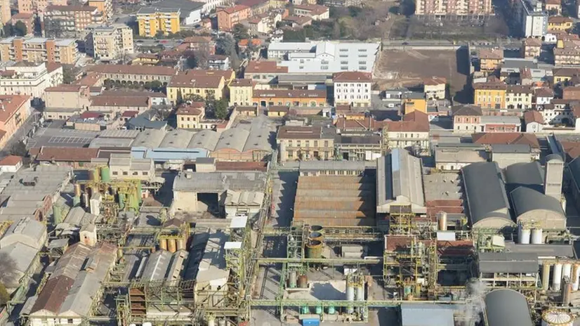 Via Milano. Una panoramica dall’alto del polo industriale Caffaro - © www.giornaledibrescia.it