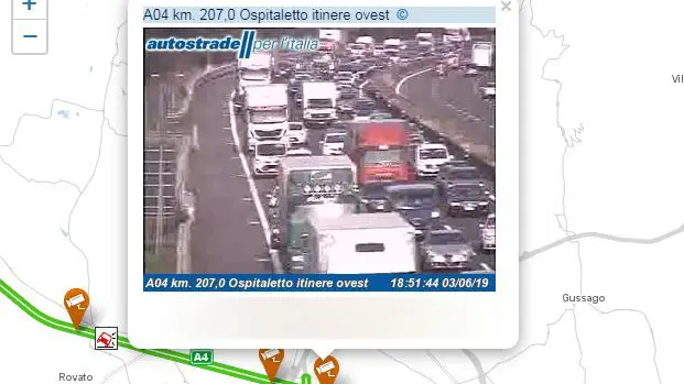 Code riprese dalle webcam di Autostrade per l'Italia all'altezza di Ospitaletto - © www.giornaledibrescia.it