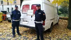 Il furgone rubato a Brescia e recuperato dalla Polizia Locale di Mantova - © www.giornaledibrescia.it