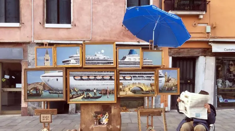 L'installazione di Bansky a Venezia - Foto Ansa/Mara Guglielmi © www.giornaledibrescia.it