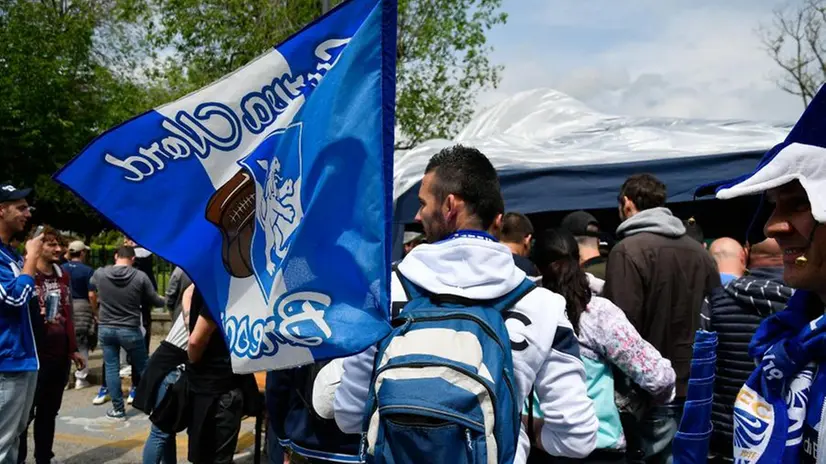 Facce da Brescia, l'esultanza inizia fuori dal Rigamonti