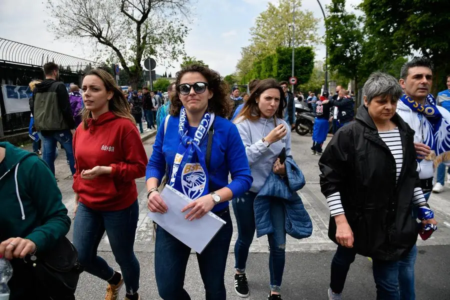 Facce da Brescia, l'esultanza inizia fuori dal Rigamonti