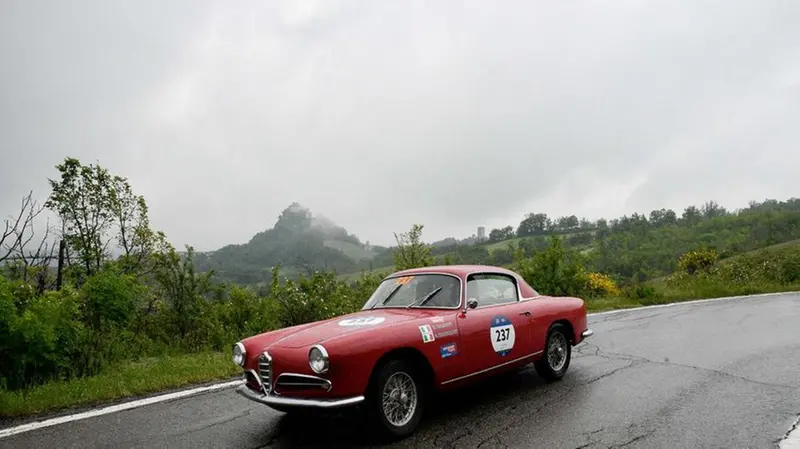 L'appennino tosco-emiliano accoglie la Mille Miglia
