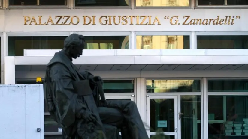 Palagiustizia, gli uffici giudiziari di via Lattanzio Gambara - © www.giornaledibrescia.it
