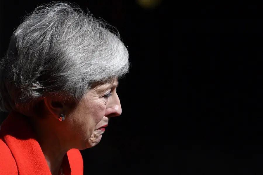Theresa May annuncia le sue dimissioni