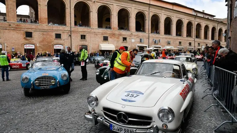 L'arrivo a Fabriano della Mille Miglia