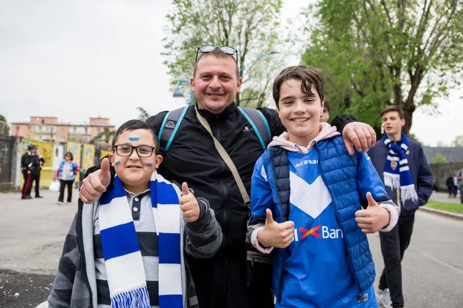 Facce da Brescia, i tifosi in festa al Rigamonti