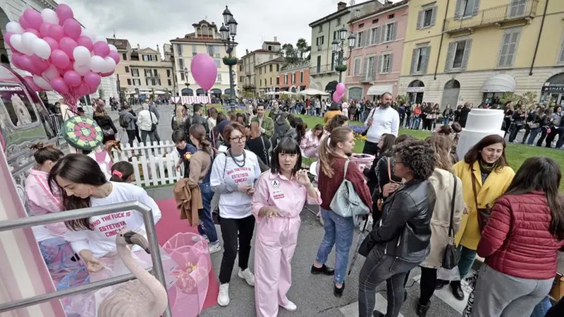 L'Estetista Cinica in piazzale Arnaldo