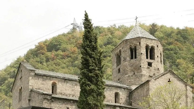 Nel verde. Uno scorcio del monastero di San Salvatore
