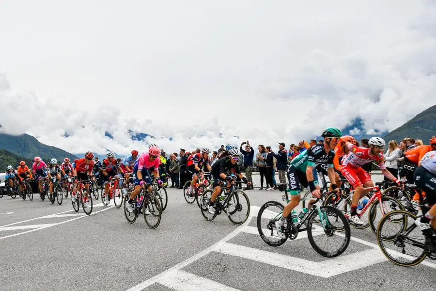 Giro d'Italia: il passaggio a Cevo