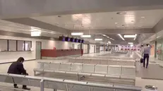 L'interno dell'aeroporto di Montichiari, senza passeggeri