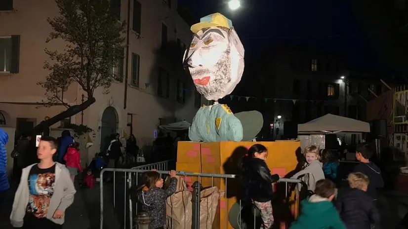 Il rogo della vecchia con le sembianze di Salvini