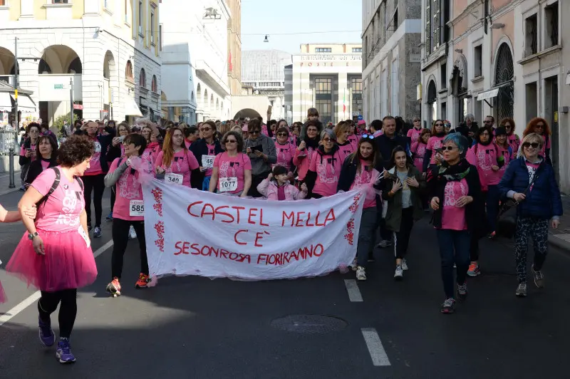 La Corsa Rosa conquista il centro